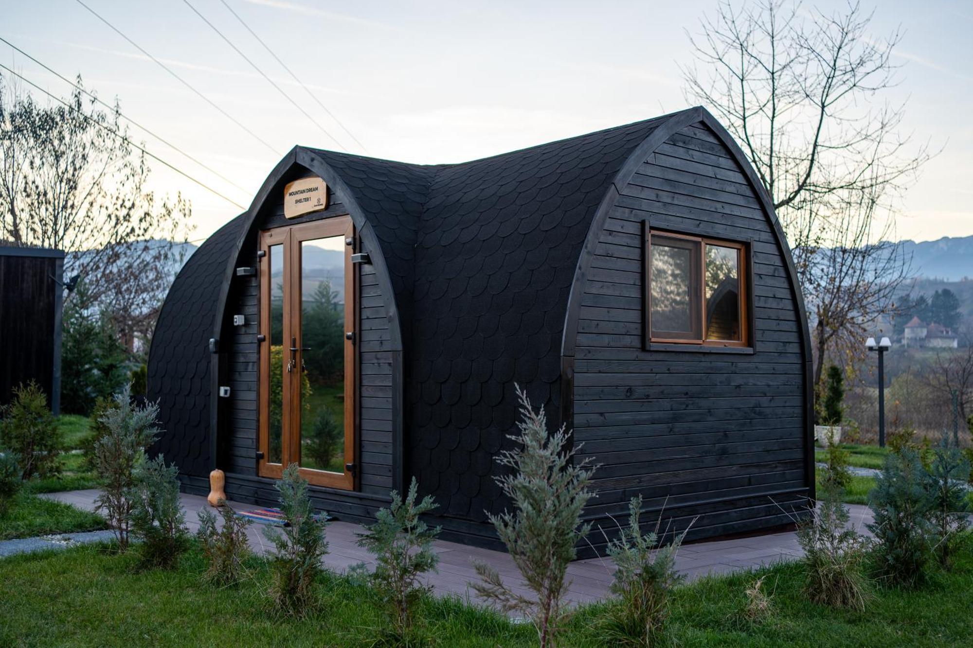 Glamp In Style Pods Resort Bran  Eksteriør bilde