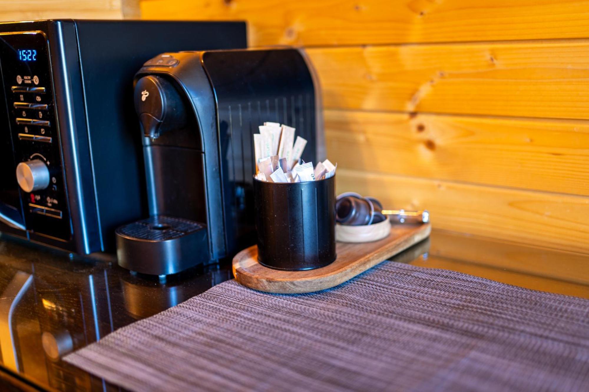 Glamp In Style Pods Resort Bran  Eksteriør bilde